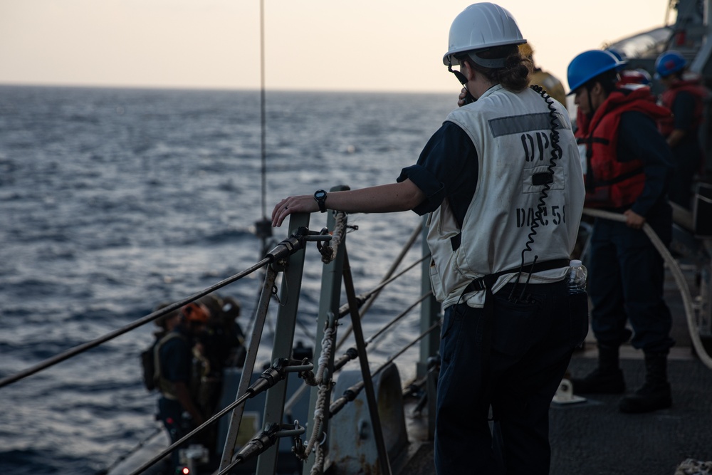 USS Laboon (DDG 58) Conducts Boat Operations in the Gulf of Aden