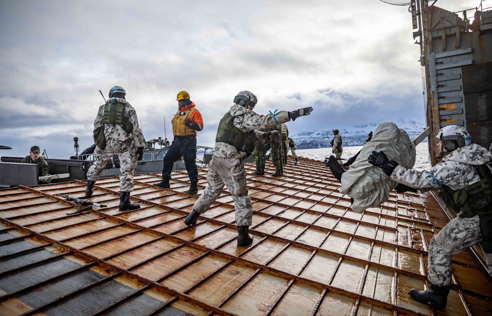 USS Gunston Hall conducts small boat operations in support of Steadfast Defender 24