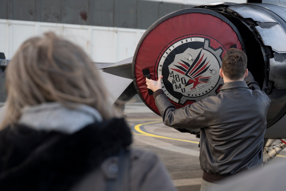 480th FS and ITAF demonstrate capabilities for community leaders