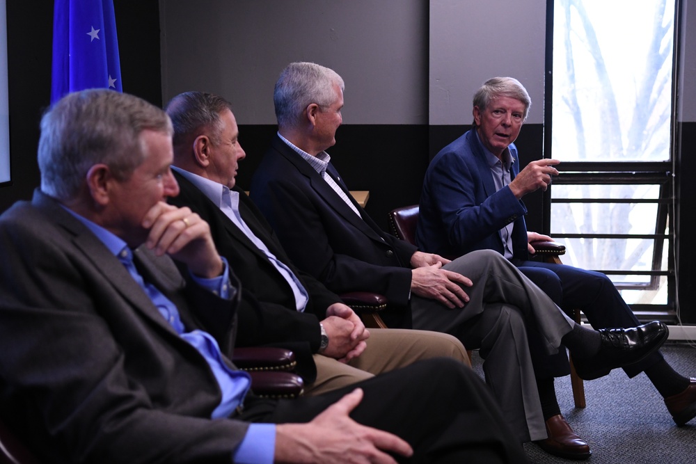 Former Chief Master Sergeants of the Air Force discuss great power competition, future force during AFDW-hosted event