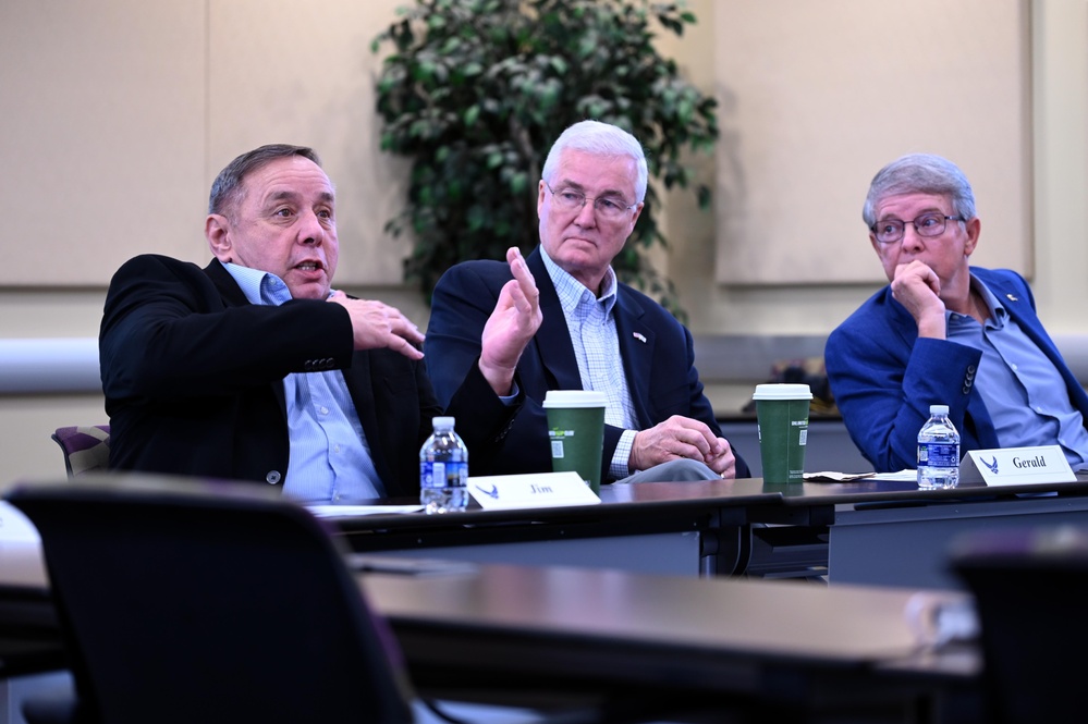 Former Chief Master Sergeants of the Air Force discuss great power competition, future force during AFDW-hosted event