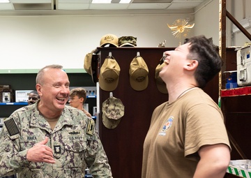 FORCM Haka visits AIMD Sigonella