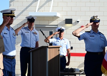 Coast Guard holds ribbon-cutting ceremony for new station in Fort Myers
