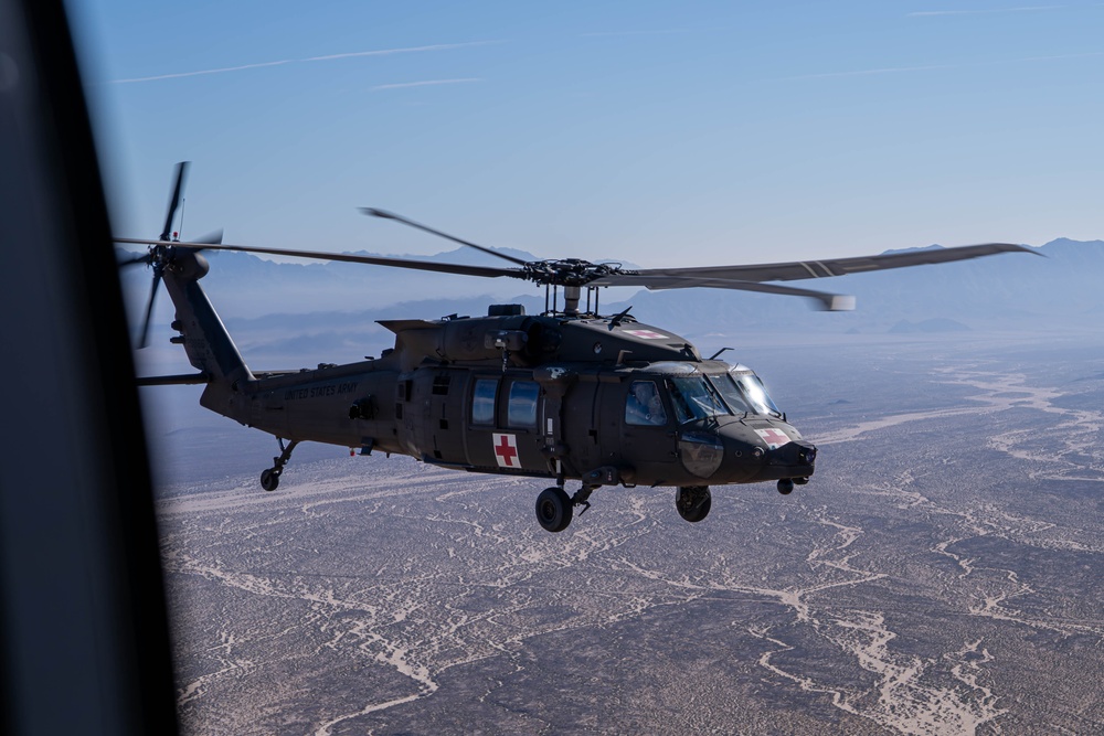 HH-60M Black Hawk cross-country flight
