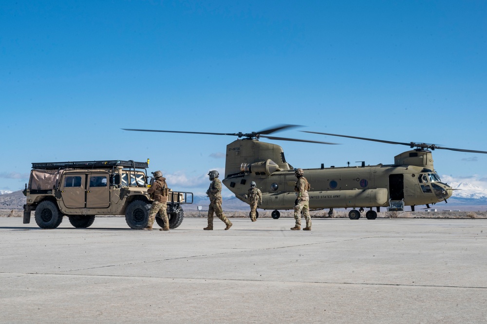 CH-47 sling load training during Emerald Warrior 24 (EW24)