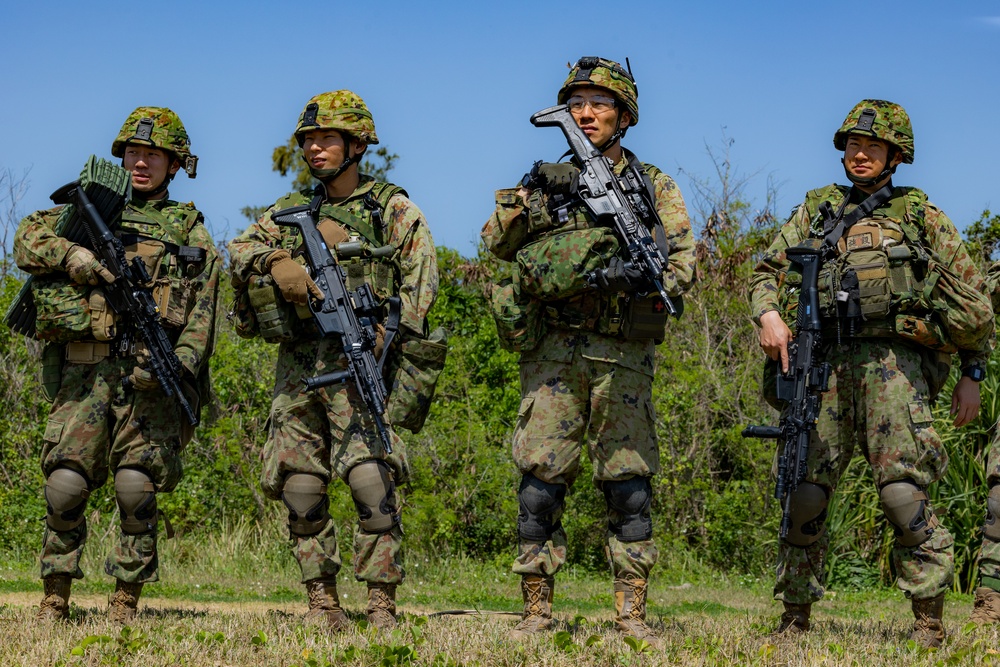 Iron Fist 24: 31st MEU, JGSDF conduct bilateral landing