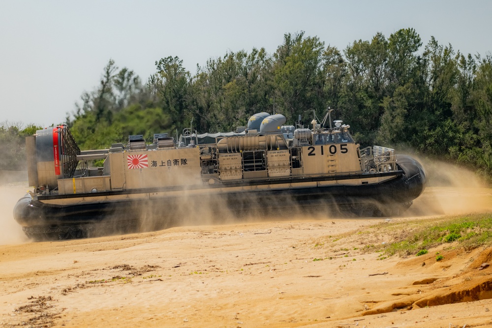 Iron Fist 24: 31st MEU, JGSDF conduct bilateral landing