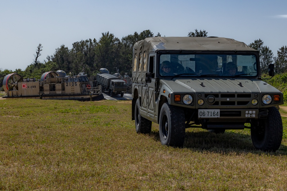 Iron Fist 24: 31st MEU, JGSDF conduct bilateral landing