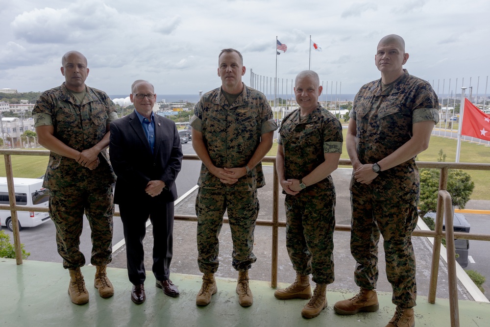 MARCORSYSCOM commander visits 1st MAW