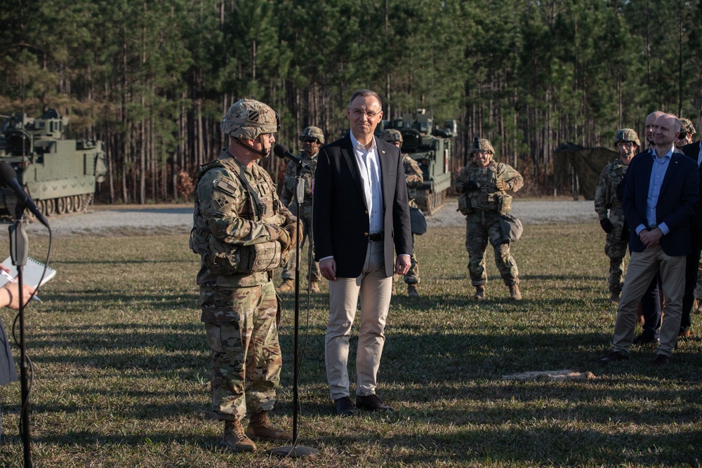 President of Poland visits home of Dogface Soldiers