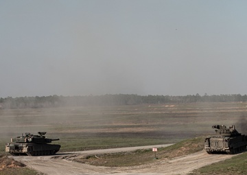 President of Poland visits home of Dogface Soldiers