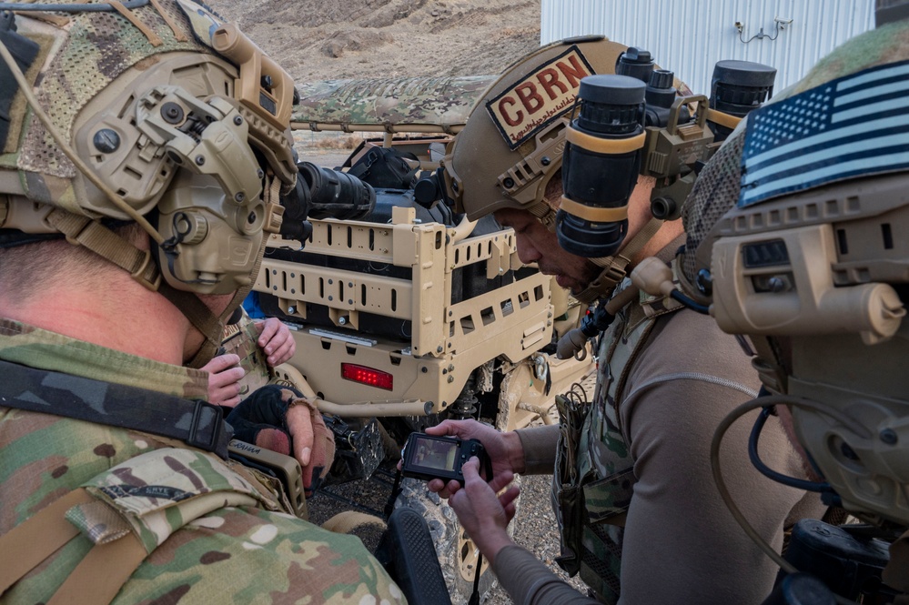 Special Tactics Airmen conduct MASCAL training during Emerald Warrior 24 (EW24)