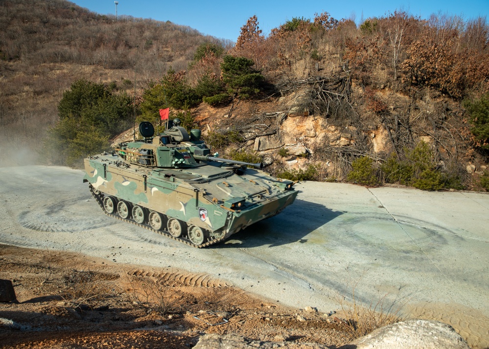 2ID US-ROK Combined Division conducts joint live fire exercise for Freedom Shield 24