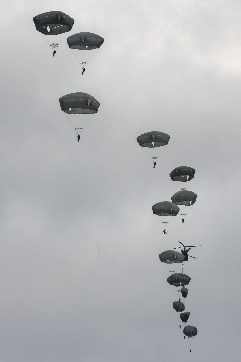 1-91 CAV, 173rd AB Chinook jump