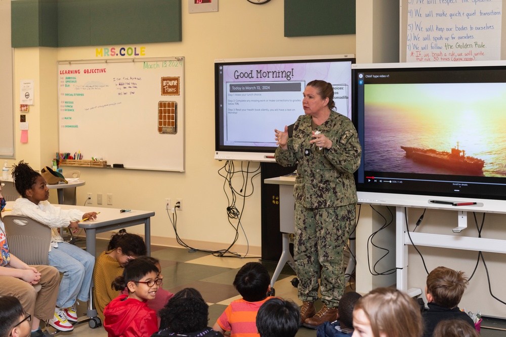 Sasebo Elementary School Career Day