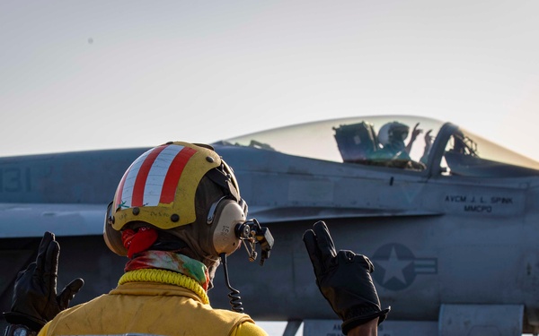 USS Dwight D. Eisenhower Conducts Flight Operations in the Red Sea
