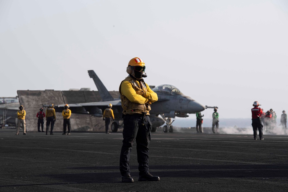 USS Dwight D. Eisenhower Conducts Flight Operations in the Red Sea