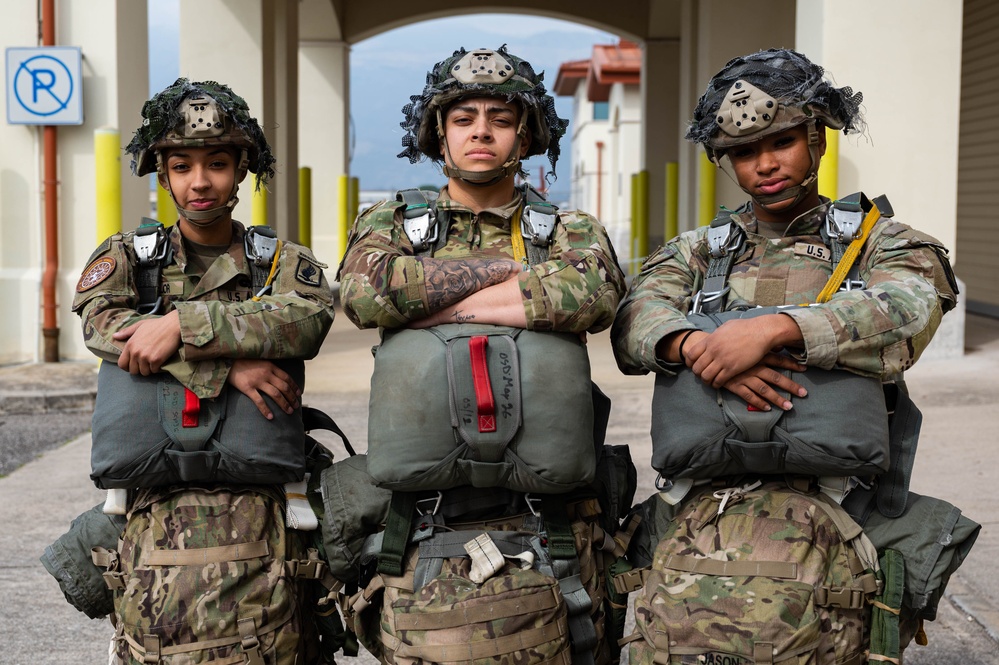 173rd Airborne Brigade All-Women Jump