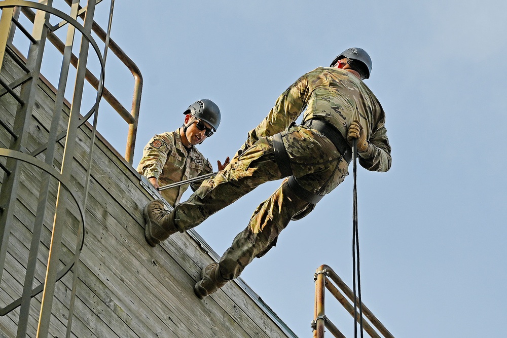 Joint Base McGuire-Dix-Lakehurst- 321 CRS RAPPELLING TAC 03A. March 14, 2024