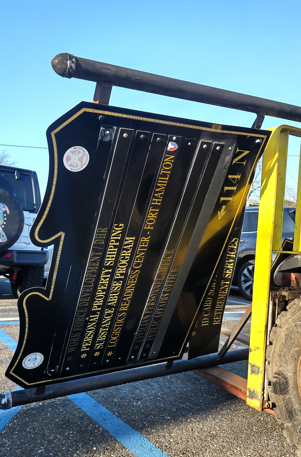 Garrison updates sign for Installation Support Office