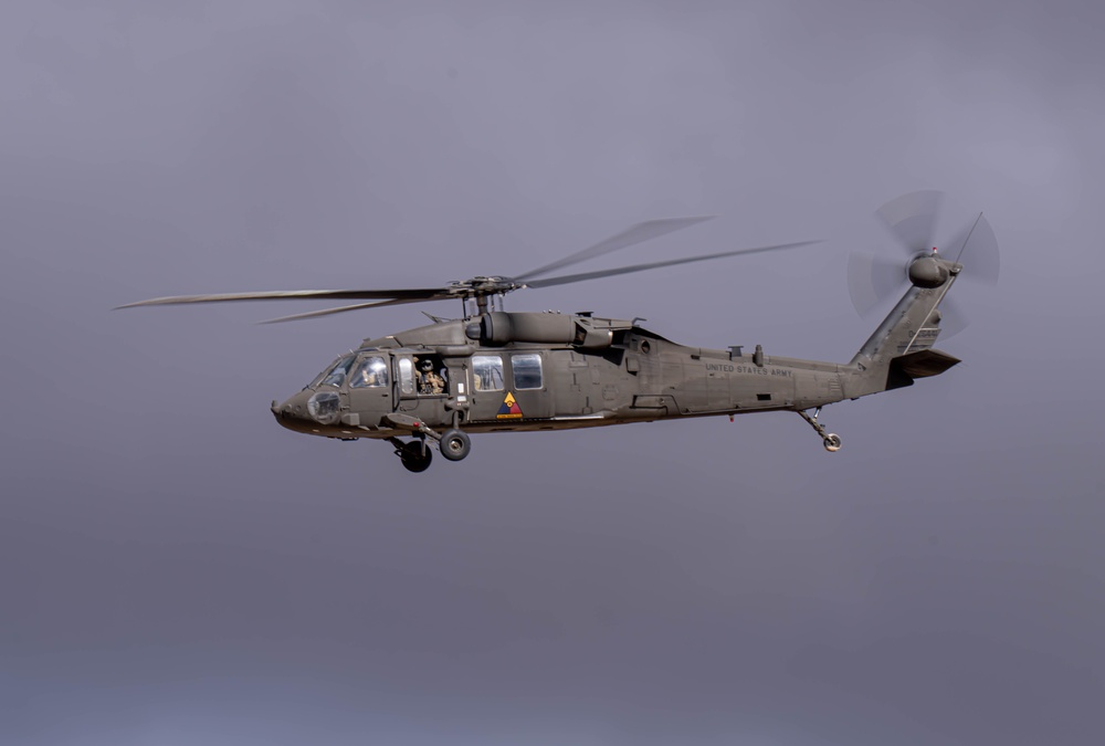 Dvids - Images - Uh-60m Black Hawk Flyover [image 3 Of 4]