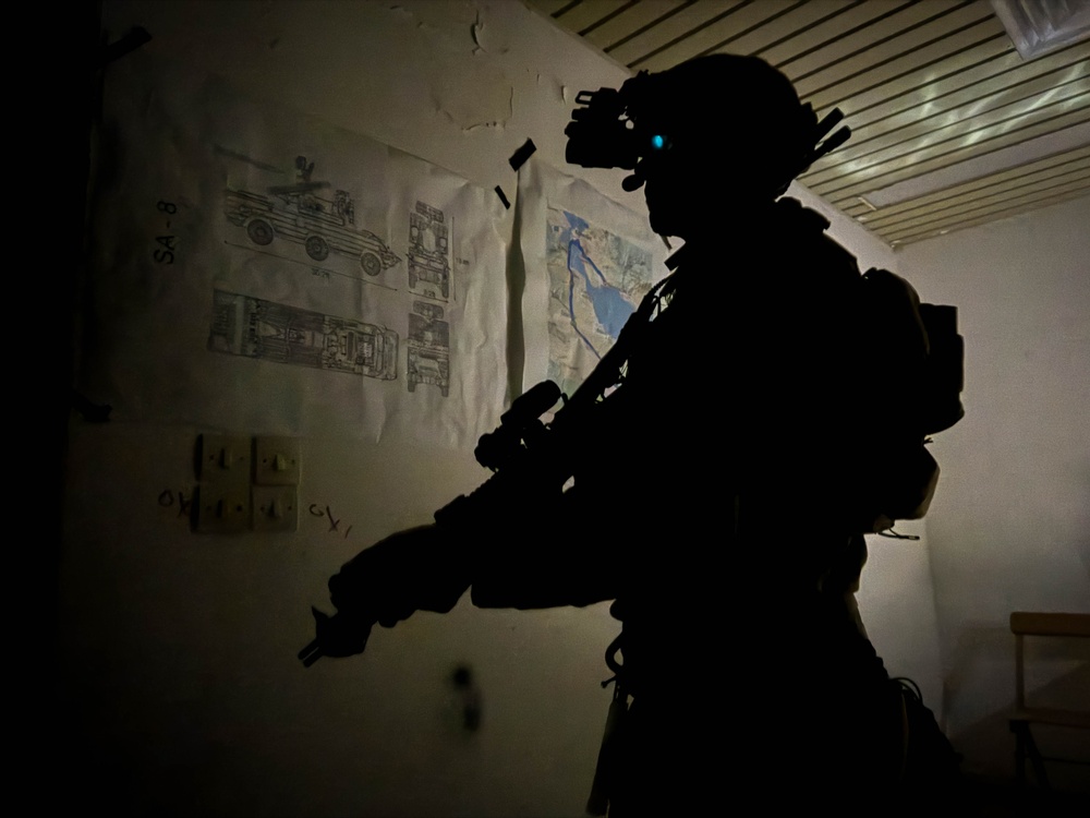 Green Berets perform night raid during Trojan Footprint 2024