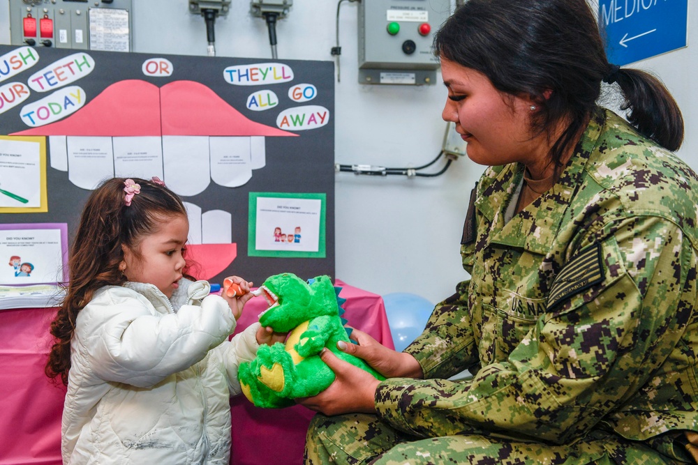 USS Boxer holds family day
