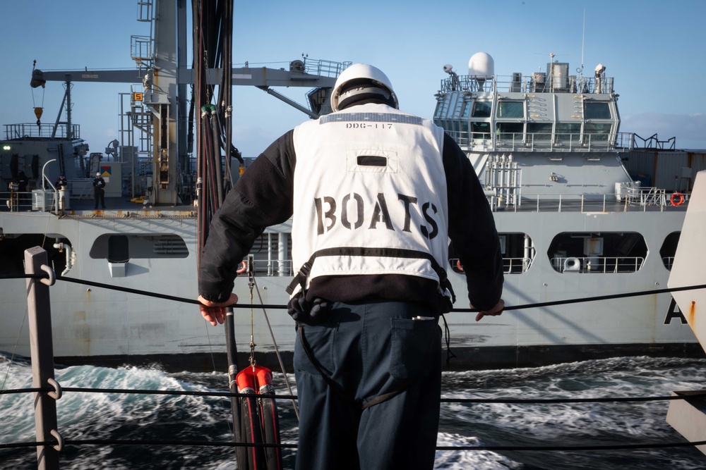 DVIDS - Images - USS Paul Ignatius (DDG 117) Conducts RAS with RFA ...