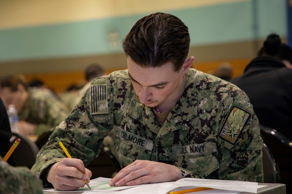 Hampton Roads Sailors take E-5 Navy-Wide Advancement Exam