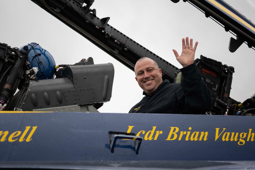 Hometown Heroes fly with Blue Angels