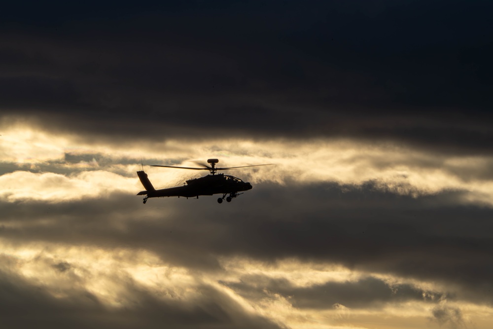 Silhouette of AH-64D Apache