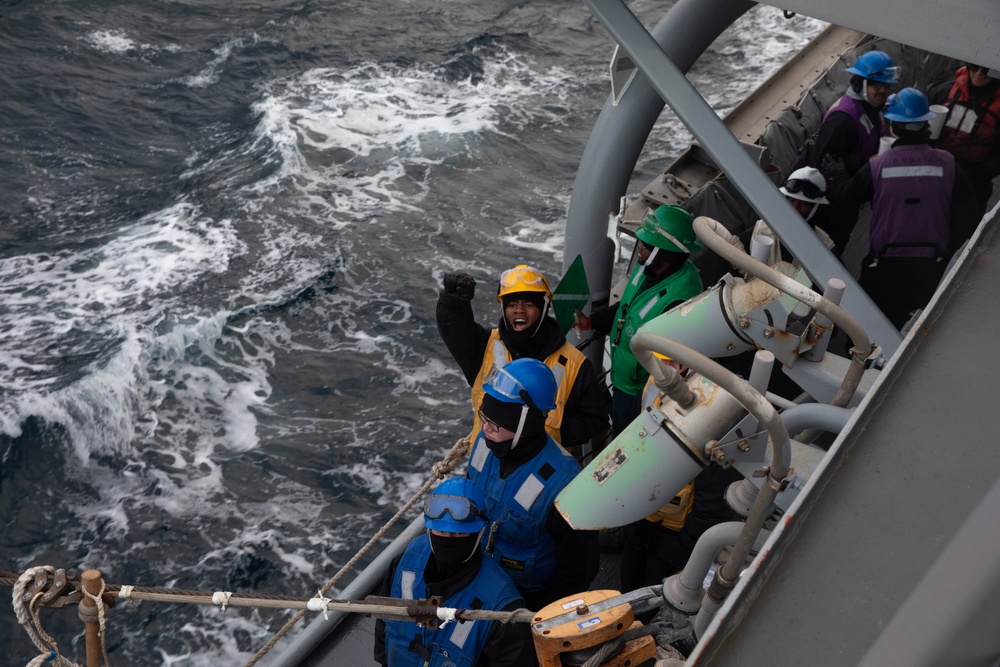 USS Paul Ignatius (DDG 117) Conducts RAS