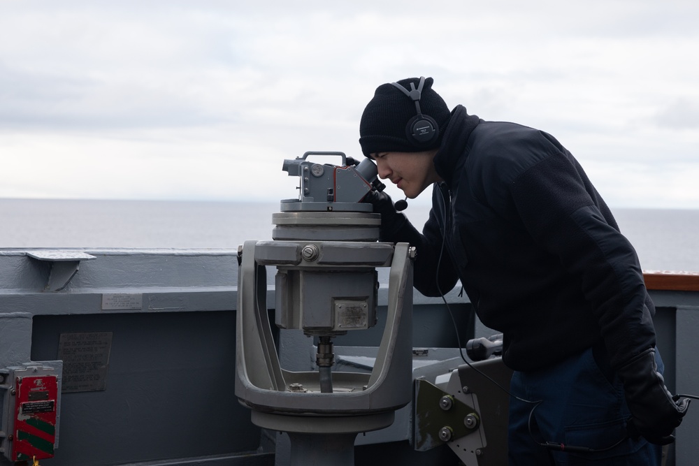 USS Paul Ignatius (DDG 117) Conducts RAS with RFA Tidespring