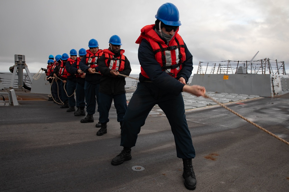 USS Paul Ignatius (DDG 117) Conducts RAS with RFA Tidespring