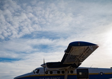 Free fallin’: Team Sorensen lets Wings of Blue take the wheel during tandem jump
