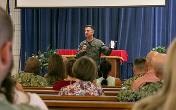 JBC Speaks to Ombudsmen and Key Spouses at Hickam Chapel