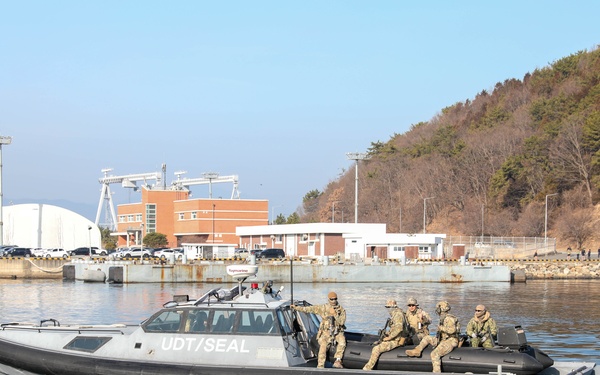 Naval Special Warfare, Republic of Korea Naval Special Warfare Flotilla Conduct Joint Training Exercise