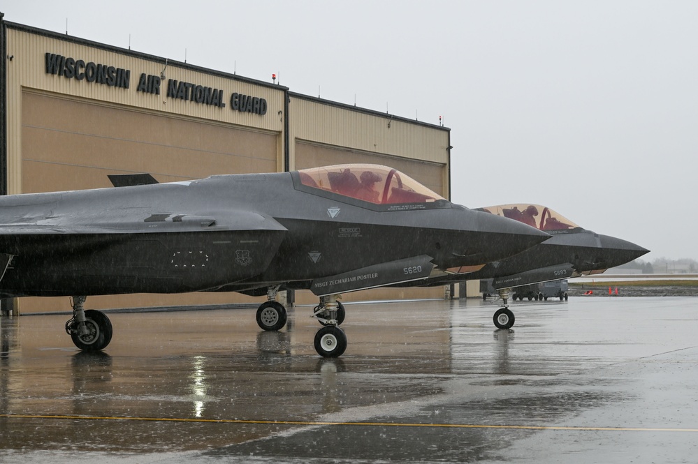 115th Fighter Wing performs flight operations in the rain