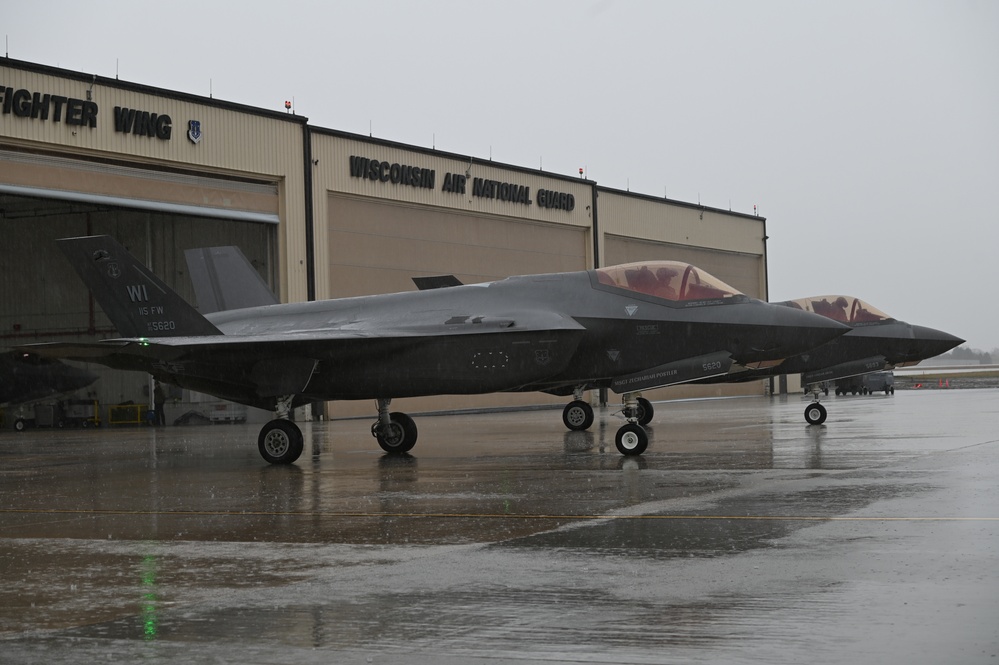 115th Fighter Wing performs flight operations in the rain