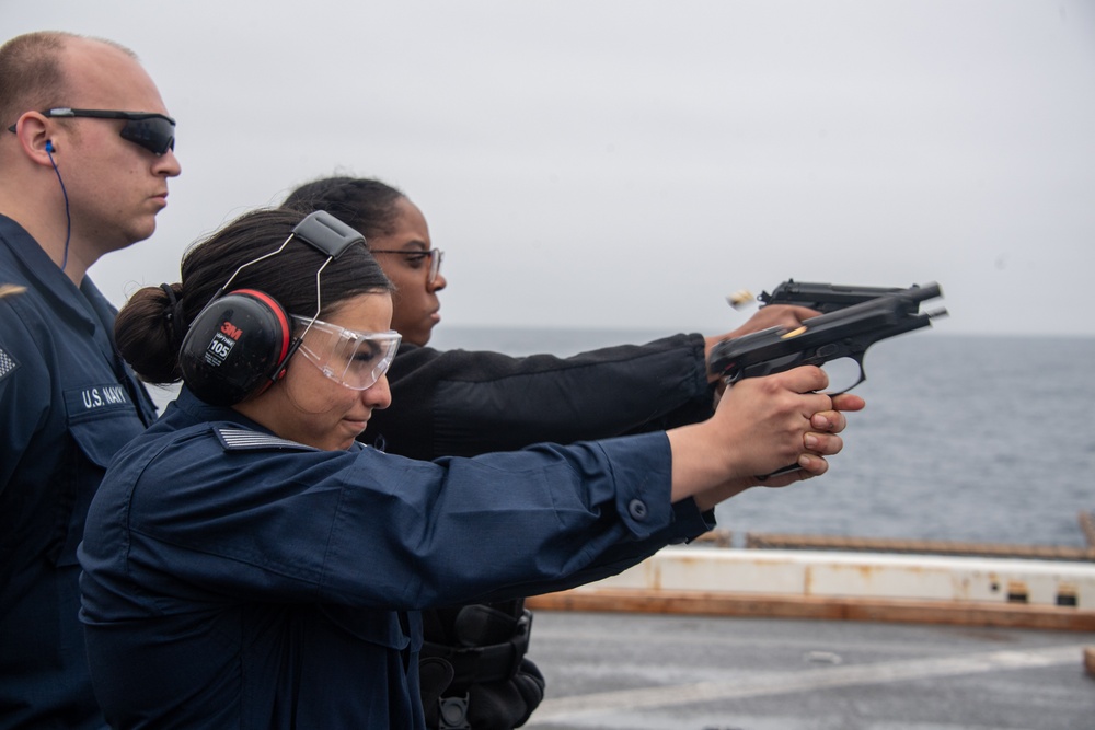 USS Green Bay (LPD 20) Conducts M9 Live Fire Training