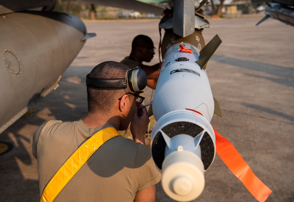 80th FGS Weapons Load Crew Keep F-16s Locked, Loaded