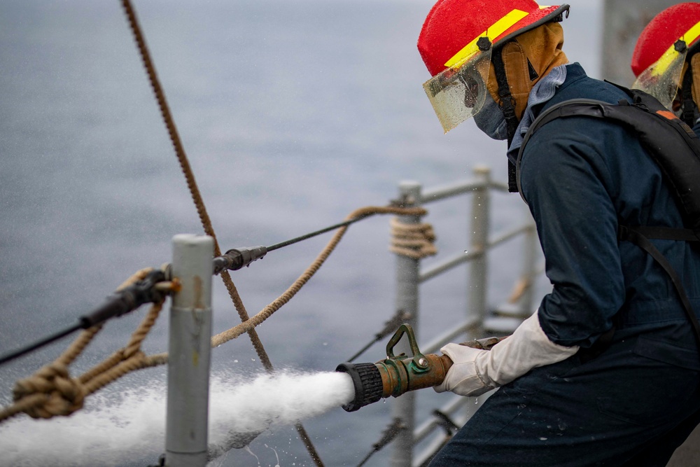 USS Philippine Sea (CG 58) Conducts Training in the Red Sea