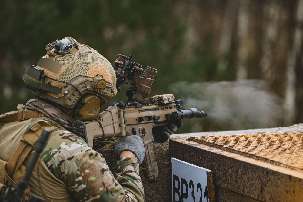 Belgian SOF Train in Grafenwoehr