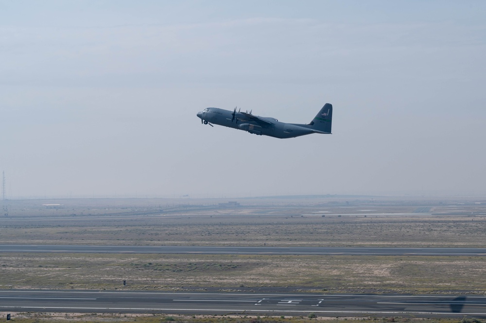 Airmen load AFCENT C-130s with humanitarian aid bound for Gaza