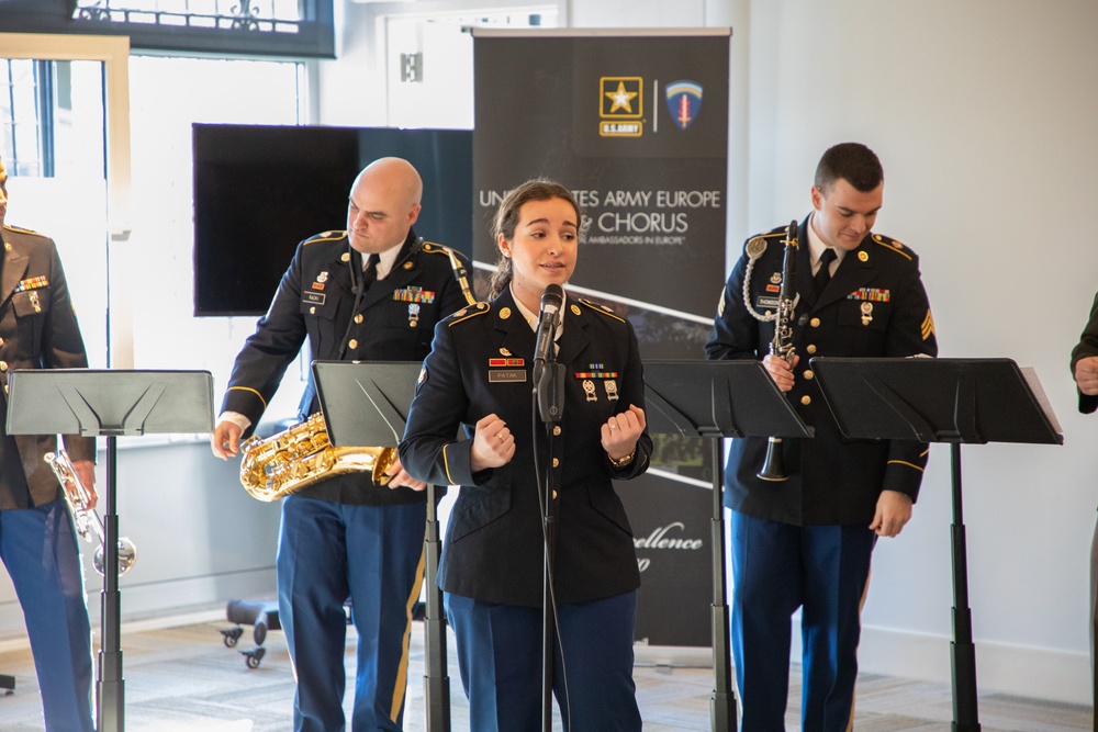 US Army Europe and Africa Band &amp; Chorus strikes a chord at US Embassy reception in Stockholm