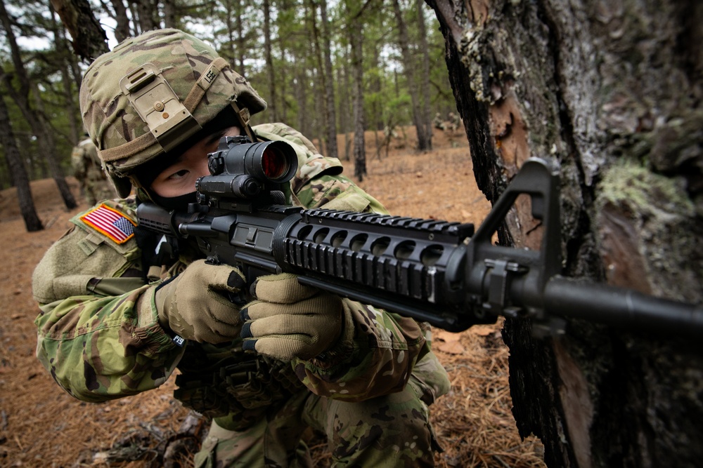 DVIDS - Images - 104th Engineer Breaching Drills [Image 52 of 73]