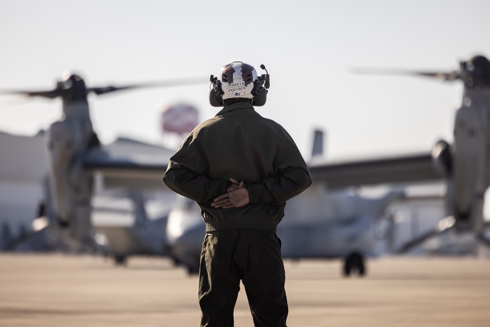 VMM-365 (REIN) MV-22 Osprey Resumes Flight Operations