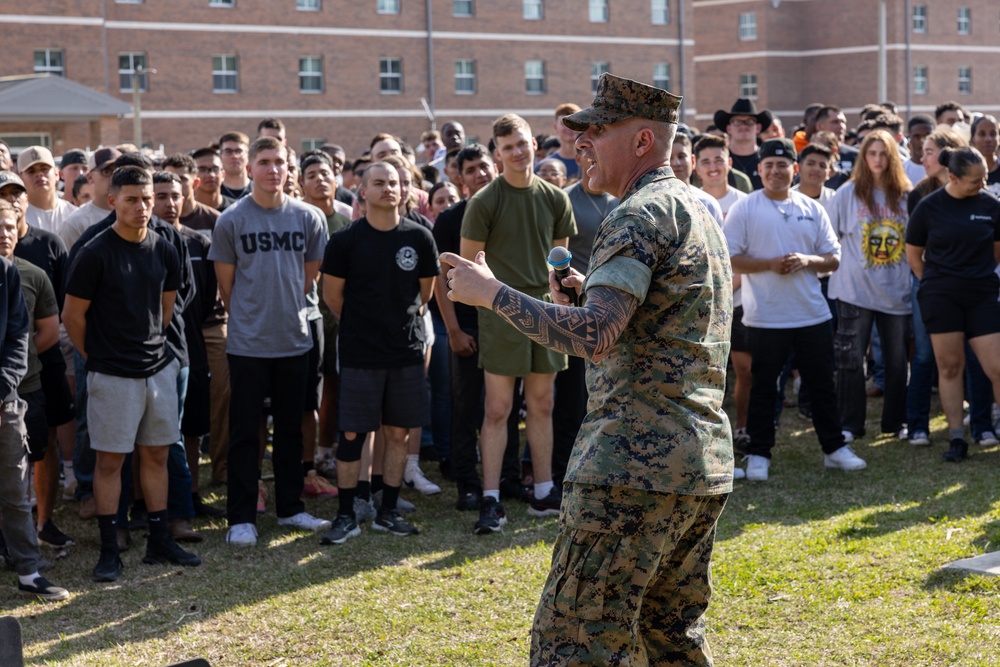 Marine Corps Combat Service Support Schools hosts barracks bash