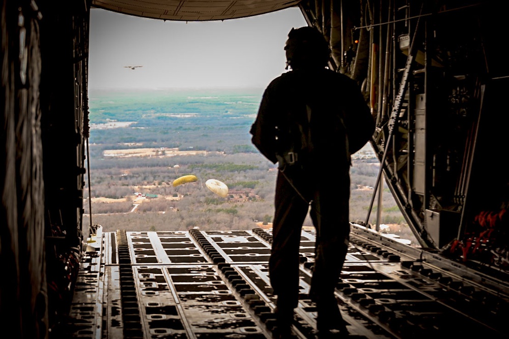 19th AF command chief takes flight with 314th AW