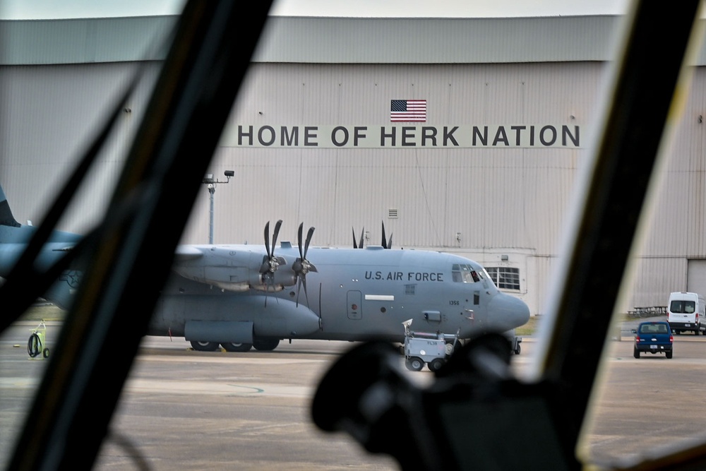 19th AF command chief takes flight with 314th AW